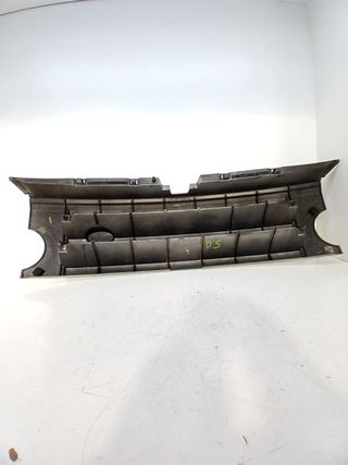 REJILLA DELANTERA LAND ROVER DISCOVERY III (L319)