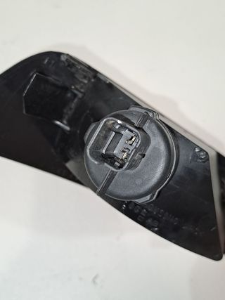 PILOTO TRASERO IZQUIERDO PARAGOLPES FORD KUGA (CBV)