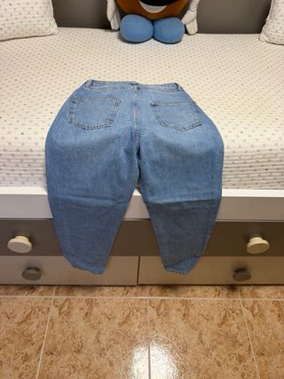 Pantalón vaquero El Corte Inglés nuevo