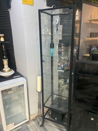 Vitrina expositora cristal y metal