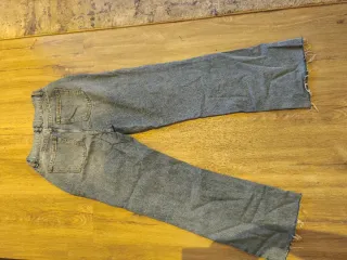 Lote de pantalones mono corto chaqueta polipiel