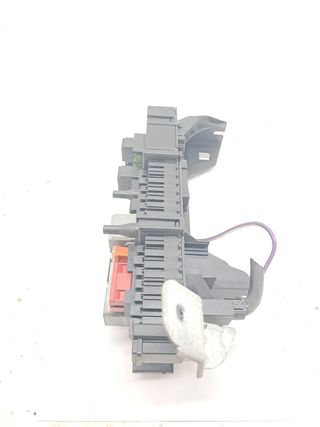 CAJA RELES / FUSIBLES MERCEDES-BENZ CLASE C (W204)