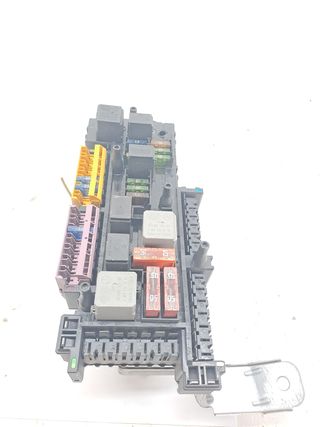 CAJA RELES / FUSIBLES MERCEDES-BENZ CLASE C (W204)