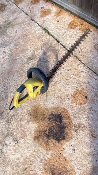 Cortasetos Eléctrico Amarillo.  Marca papilon