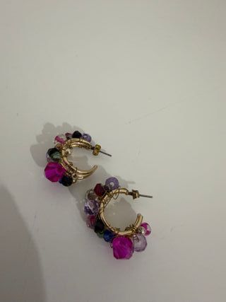 Pendientes aro dorados con abalorios