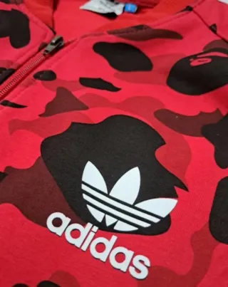 Chaqueta Adidas x BAPE Roja