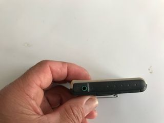 Radio Walkman Sony SRF84