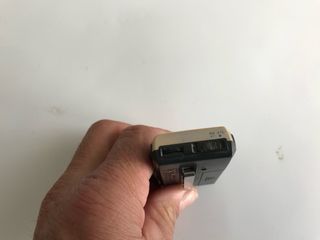 Radio Walkman Sony SRF84