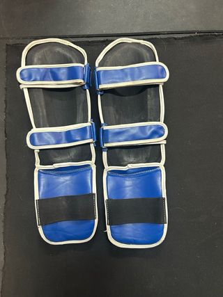 Espinilleras Kick Boxing Buddha y Charlie  -PACK