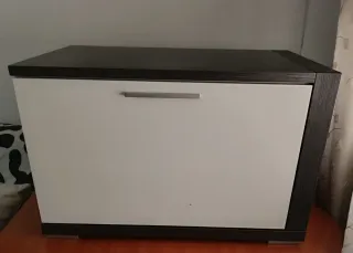 Mesita auxiliar moderna