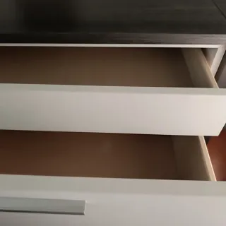 Mesita auxiliar moderna