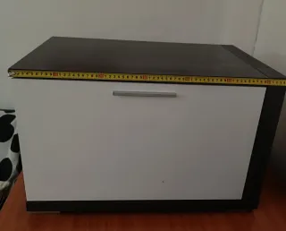 Mesita auxiliar moderna