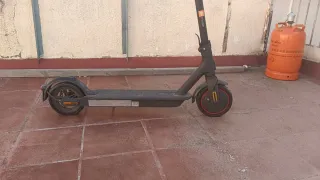 Patinete Eléctrico Xiaomi 100€ negociables