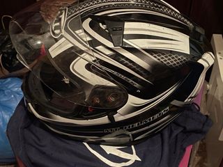 Casco de moto MT Helmets