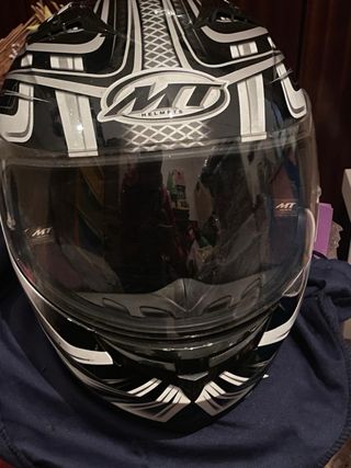 Casco de moto MT Helmets