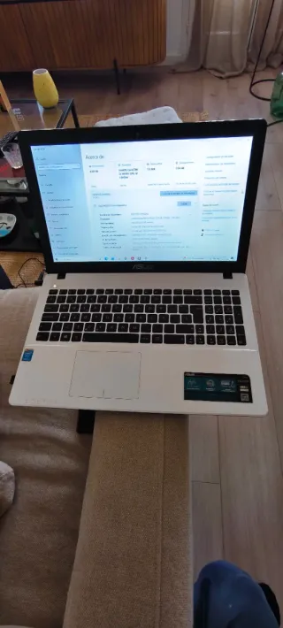 Portátil ASUS Blanco