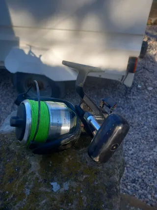 2 xCarrete Shimano 6500B Baitrunner. well used.