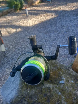 2 xCarrete Shimano 6500B Baitrunner. well used.