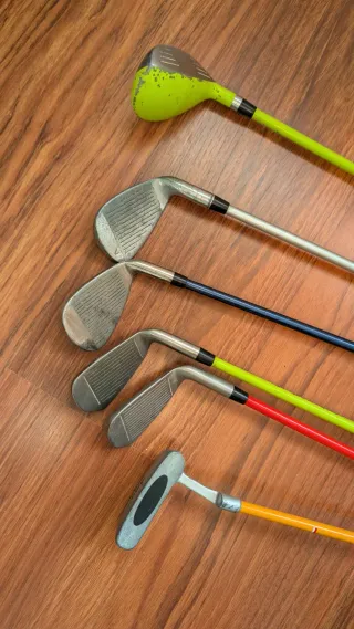 Set Palos Golf Niño Zurdo 6-8 Años