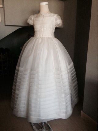 Maniquí infantil beige