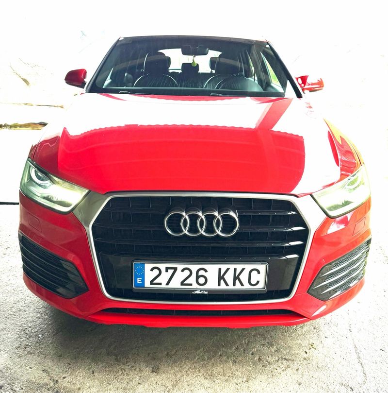 Audi Q3 (S Line) - foto 1