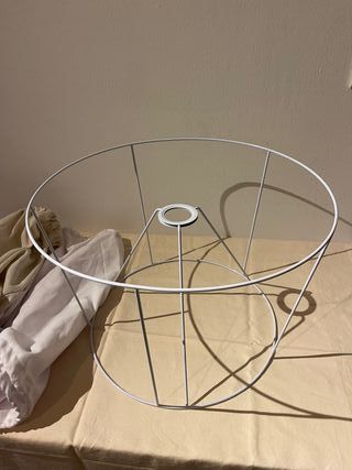 Paralume con struttura metallo bianco