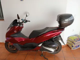 Scooter Honda PCX 125cc 2022 - 10013 Km