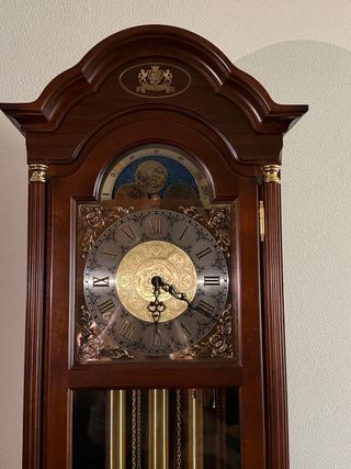 Reloj de pie Festina con péndulo