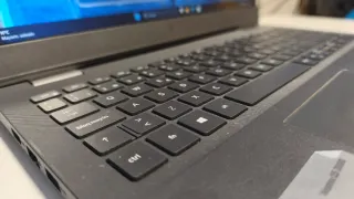 Dell Vostro 15 3000 i5-1135G7 8GB 256GB 15,6