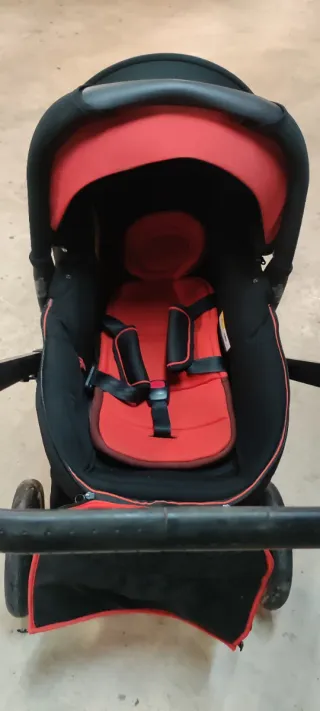 Carrito Jane Muum Negro y Rojo