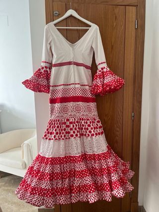 Traje Flamenca Manuela Macias Blanco/Rojo