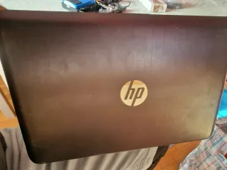 HP Spectre 13 Pro para piezas 8 ram 256SSD sn Carg