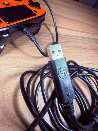 Mando Ps4 Nacon Naranja