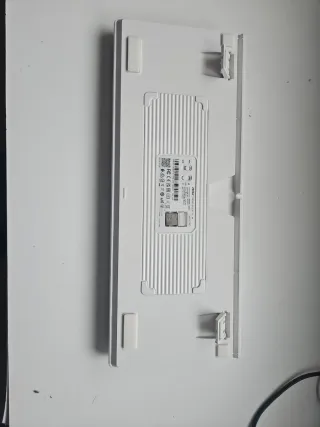 Teclado MSI Blanco y Azul