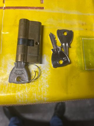 Cilindro Serratura con 3 Chiavi