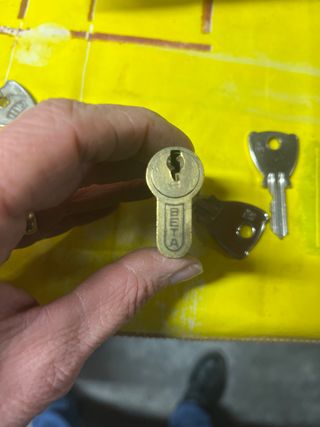 Cilindro Serratura con 3 Chiavi