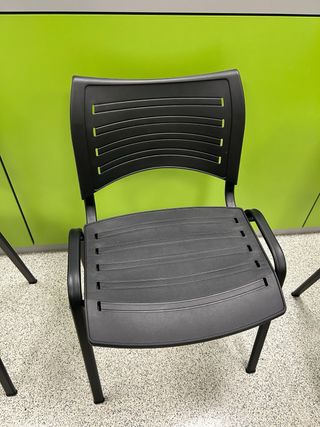 Mobiliario Academia: Mesas, Sillas y Pizarras