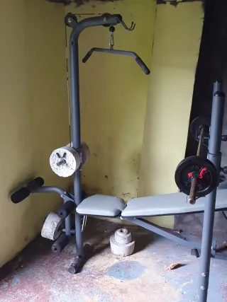 Banco de pesas multifuncional