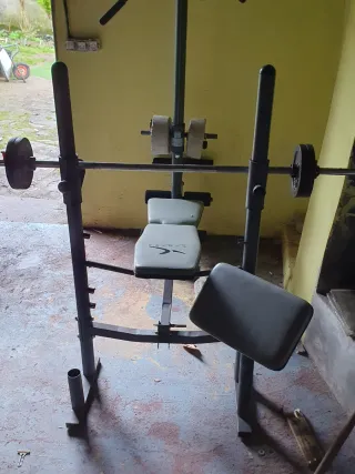 Banco de pesas multifuncional