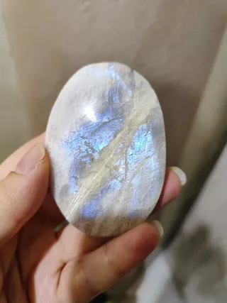 Pietra di Luna peristerite moonstone cristallo