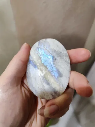 Pietra di Luna peristerite moonstone cristallo