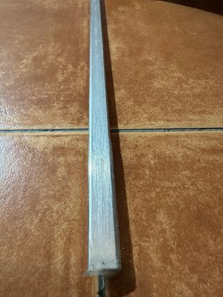 Guía de suelo metálica