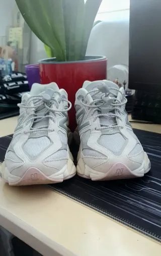 New Balance 9060 Gris Rosa