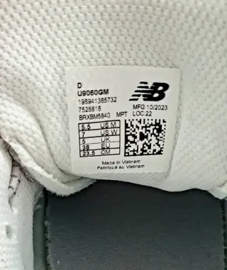 New Balance 9060 Gris Rosa