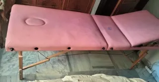 Camilla de masajes color rosa madera