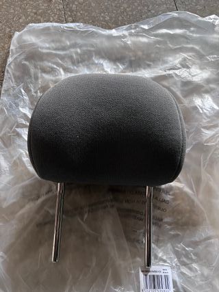 Poggiatesta Opel Agila
