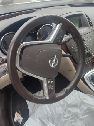 VOLANTE OPEL INSIGNIA SPORTS TOURER Selective