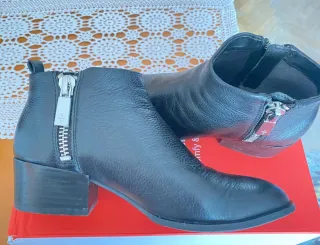 Botines Kenneth Cole Negros