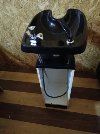 Lavabo de peluquería antiguo