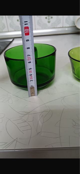 Juego de 4 tazas de vidrio verde